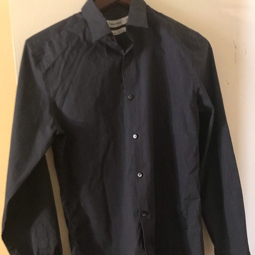Calvin Klein dress shirt small